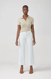 High-waisted jeans with wide legs