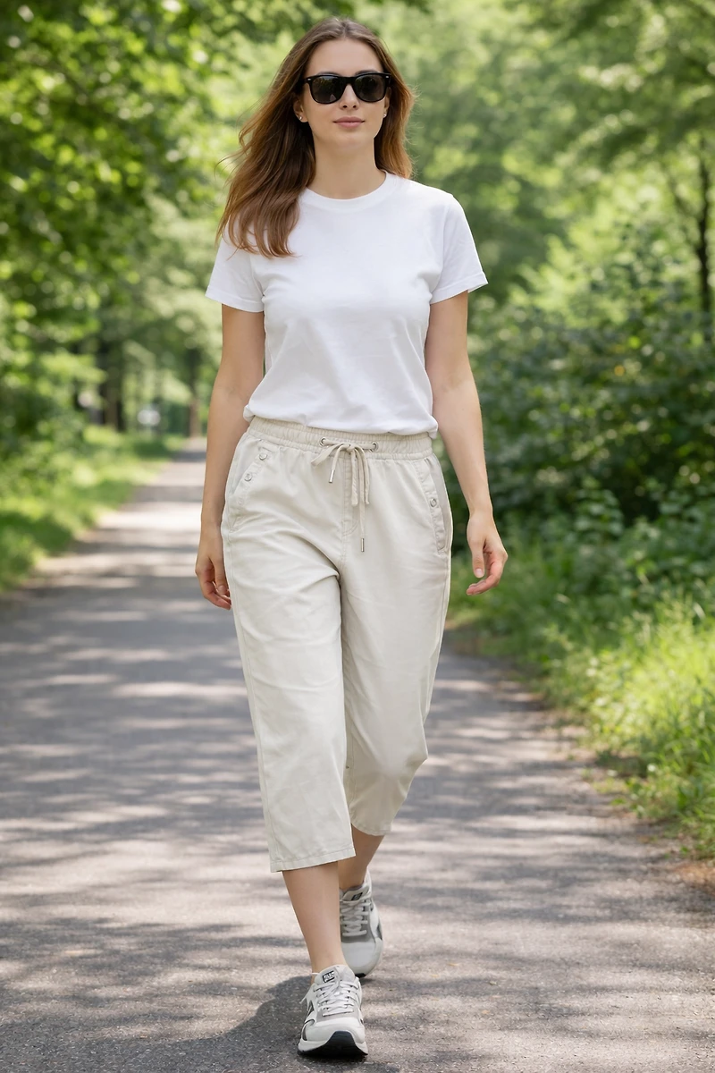 Pantalon capri à taille ajustable avec logo en strass