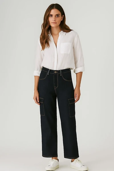 Straight-leg cargo jean pants