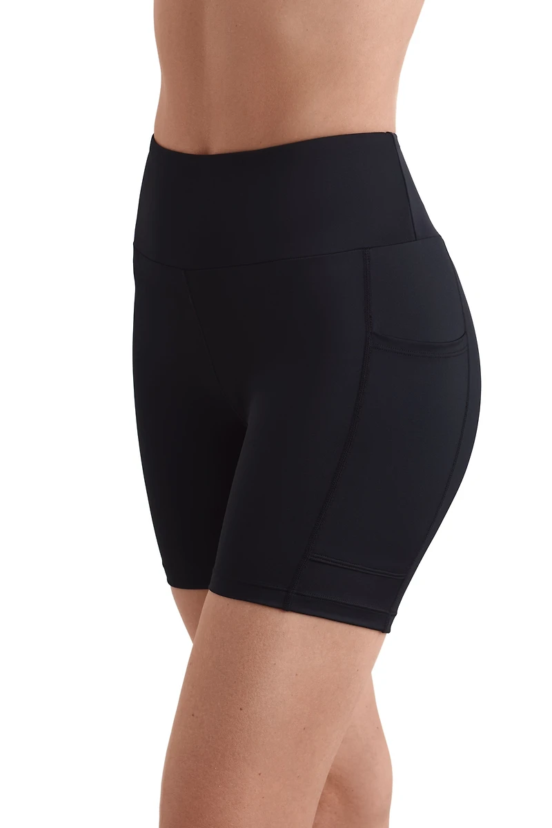 Midi swim shorts or yoga with side pockets