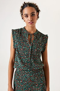 Sleeveless Top with frills
