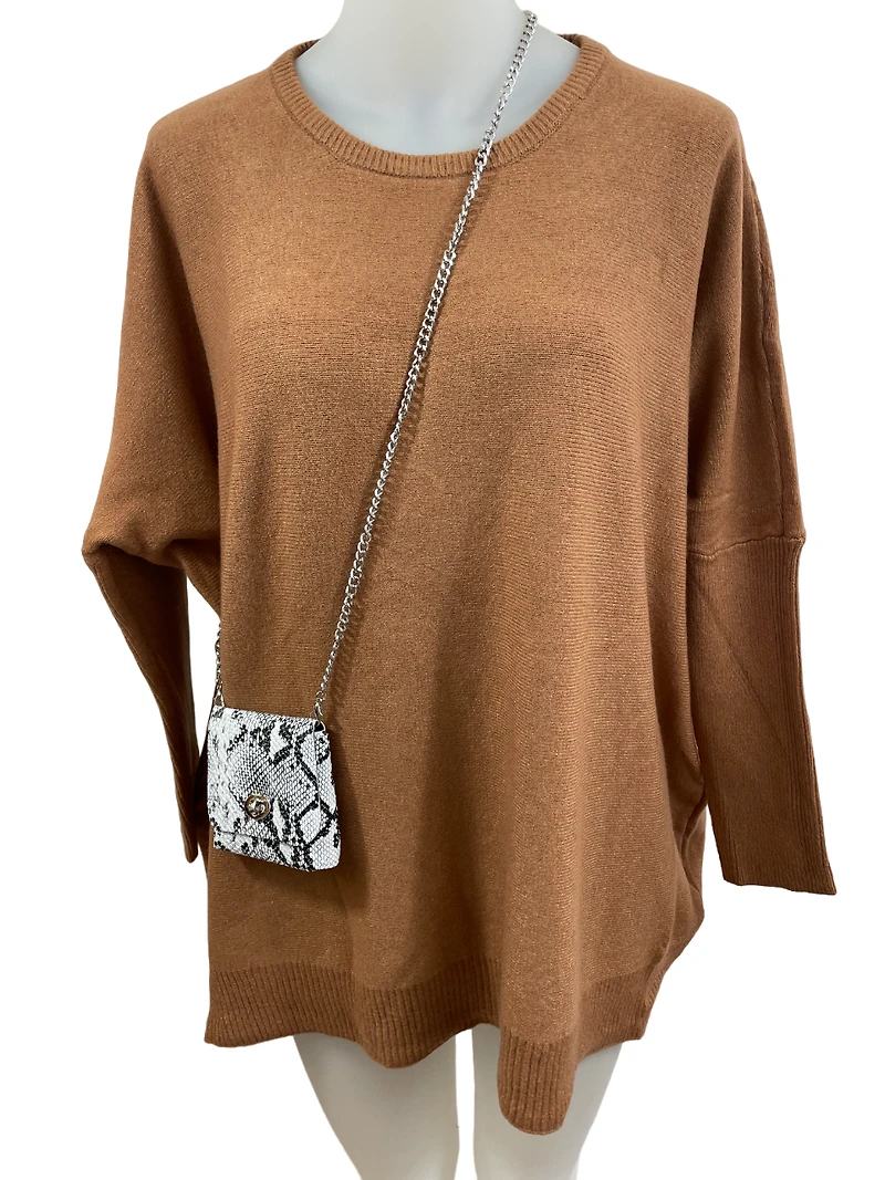 Oversized knit Top + small bag