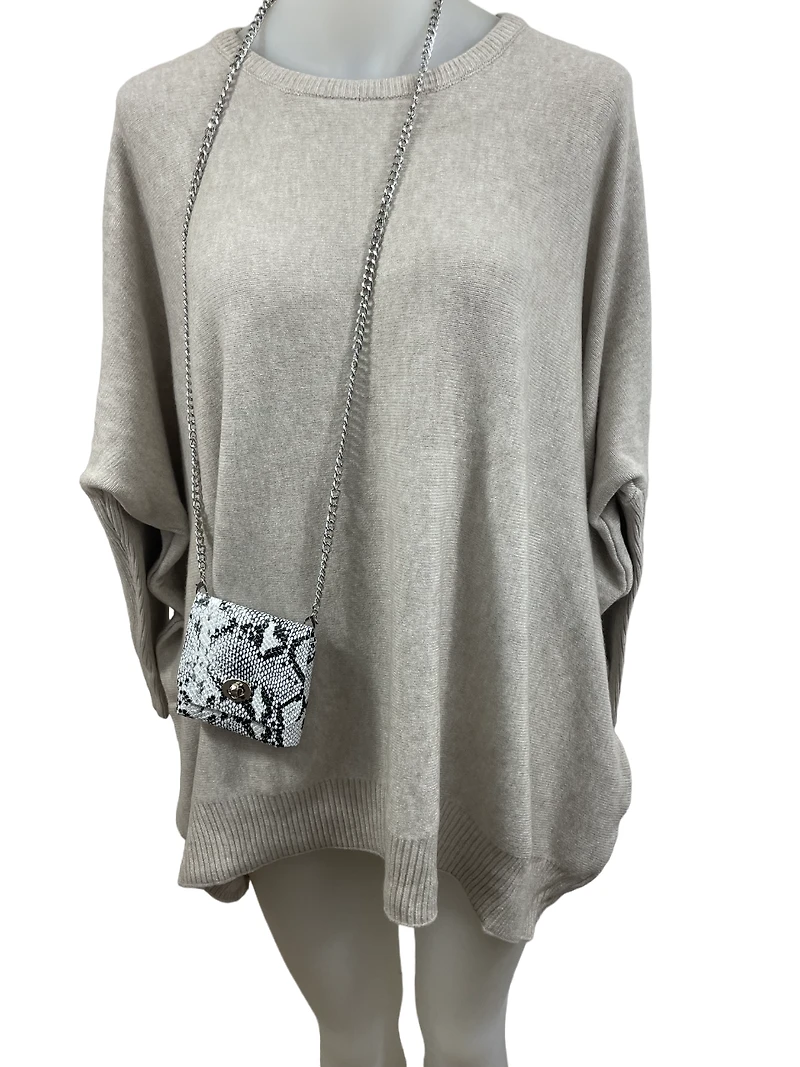 Oversized knit Top + small bag