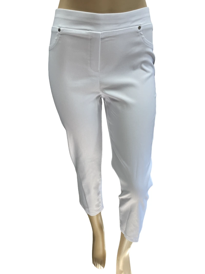 Capri pants with fake studded pockets