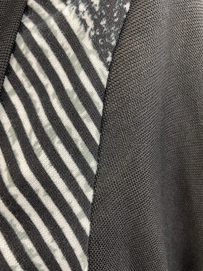 Multi-striped bolero, cinched at the waist