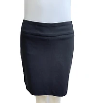 Jupe courte unie avec short intégré