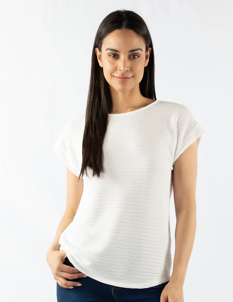 SHORT SLEEVED CREW NECK TEE