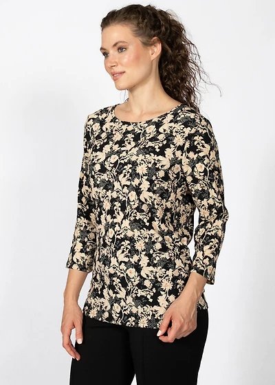 Floral knit top with 3/4 sleeves