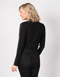 LONG-SLEEVED TOP WITH TURTLE NECK