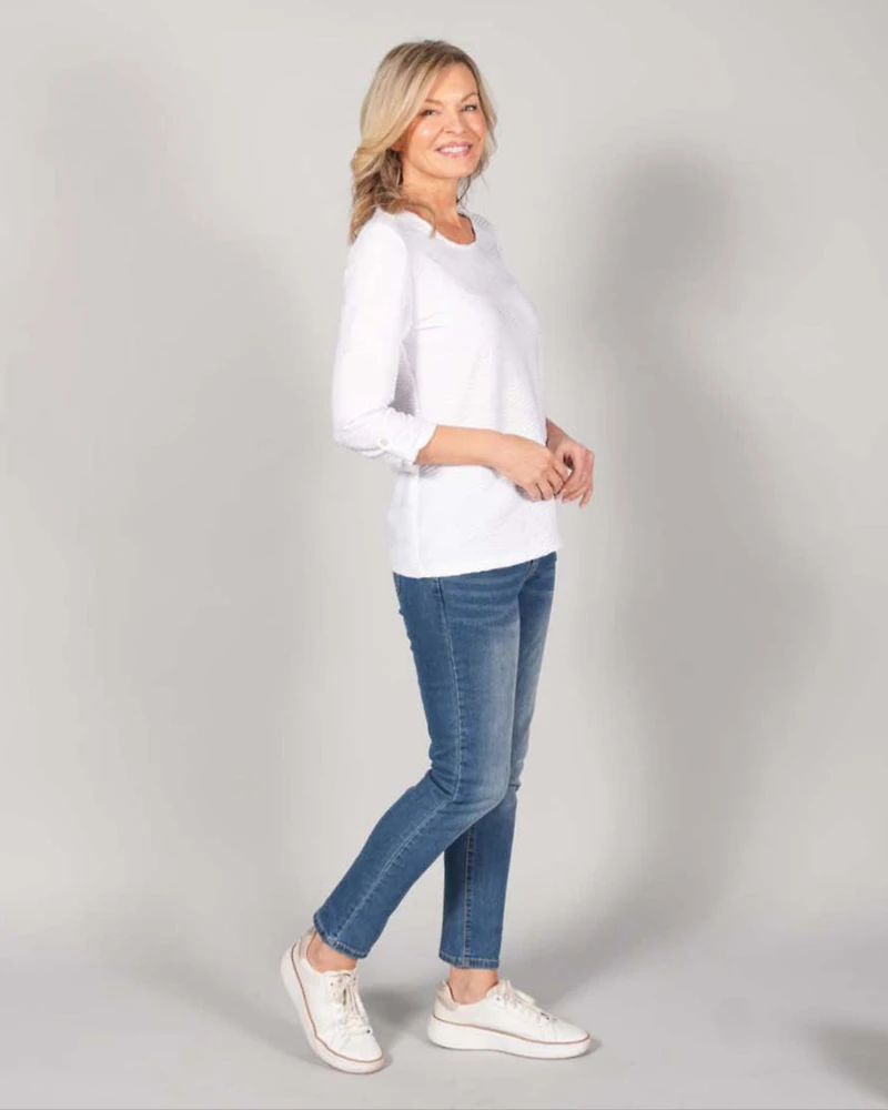 ROUND NECK TOP WITH 3/4 SLEEVES PLAIN JACQUARD