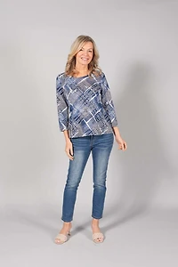 3/4 SLEEVE ROUND NECK TOP