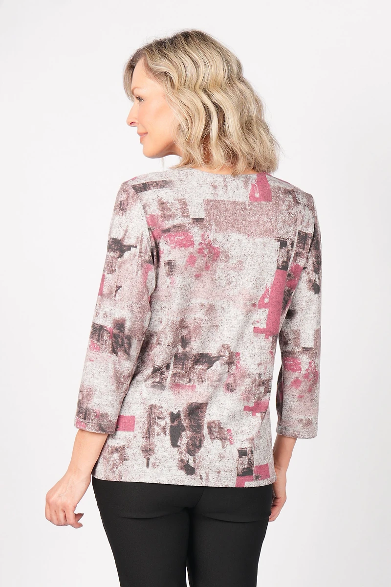 3/4 DRAPED COLLAR WITH BUTTON