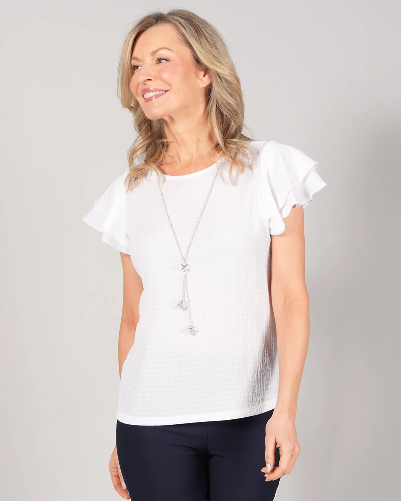 SHORT SLEEVE TOP WITH NECKLACE