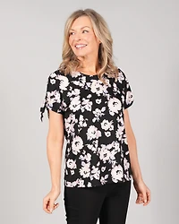 ROUND NECK TOP WITH SLIT ON SLEEVE