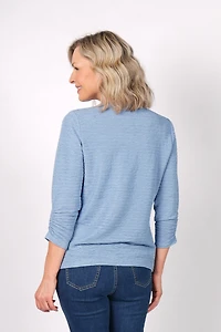 LONG-SLEEVED TOP WITH NECKLACE