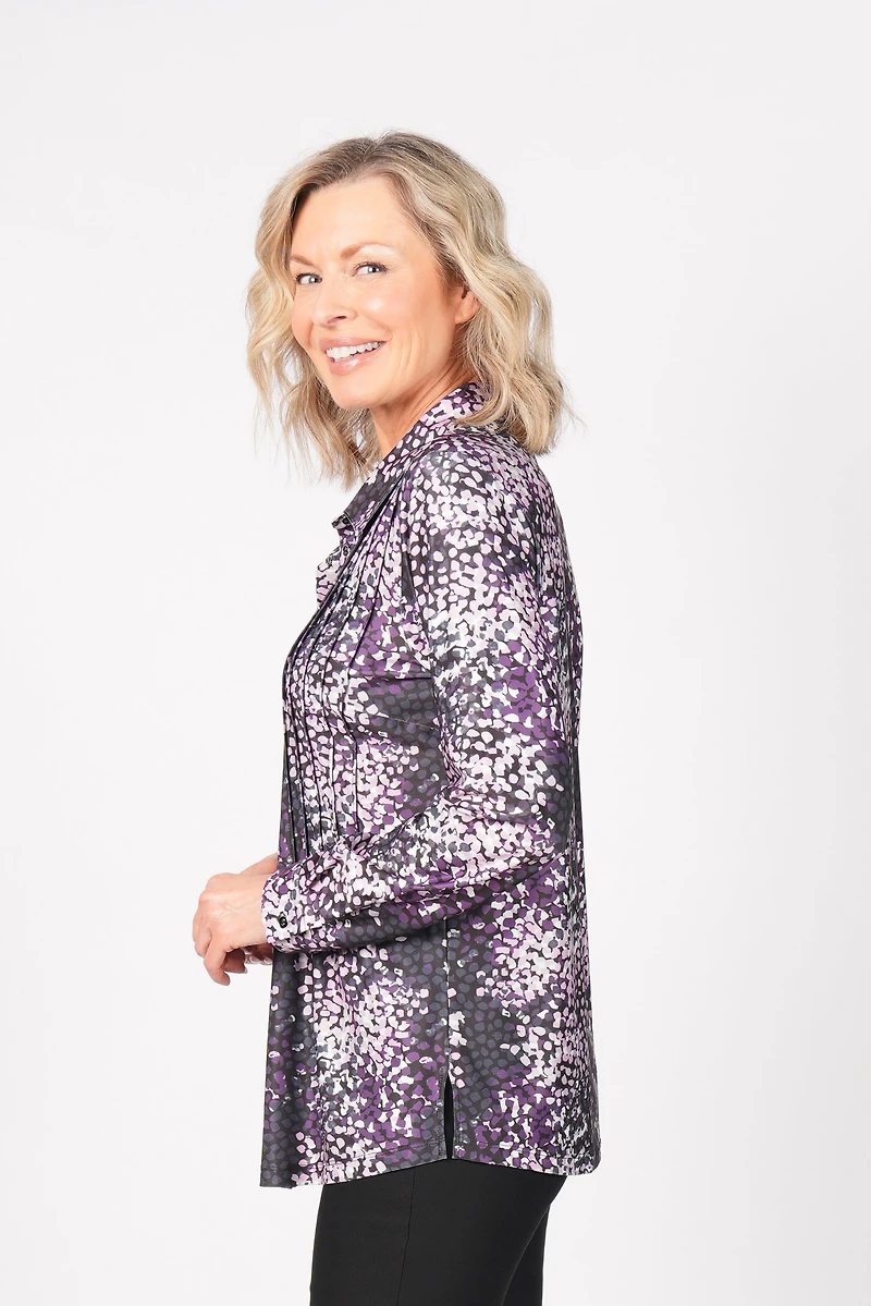 LONG-SLEEVED PLEATED BLOUSE