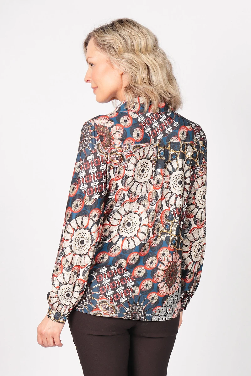 PRINTED LONG-SLEEVED BLOUSE
