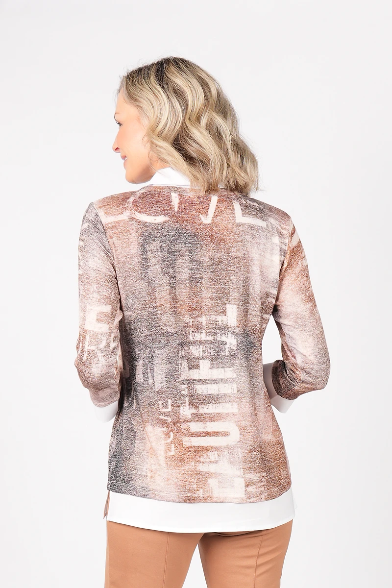 PRINTED 3/4 SLEEVE TOP WITH TROMPE-L'OEIL EFFECT