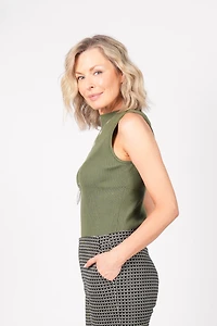 SLEEVELESS HIGH-NECK SWEATER