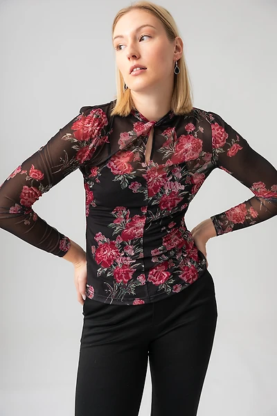 Le t-shirt filet fleuri à manches longues