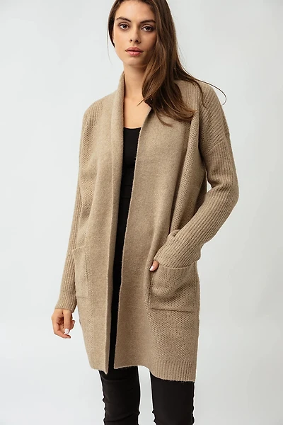 Le cardigan long ouvert