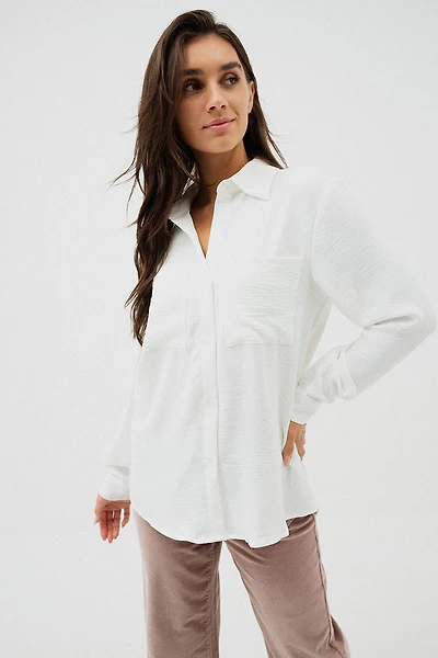 La blouse classique en crêpe