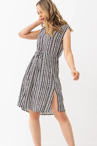 La robe sans manches lignée