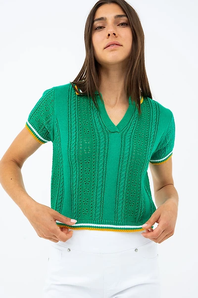 Le t-shirt polo en tricot