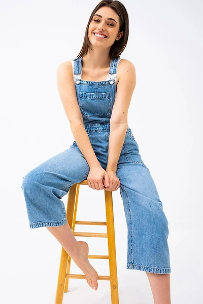 La salopette en denim décontractée