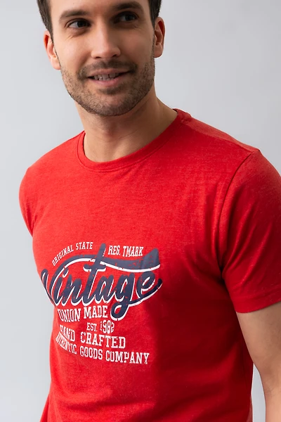 Le t-shirt imprimé «Vintage»