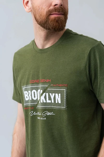 Le t-shirt imprimé « Brooklyn »