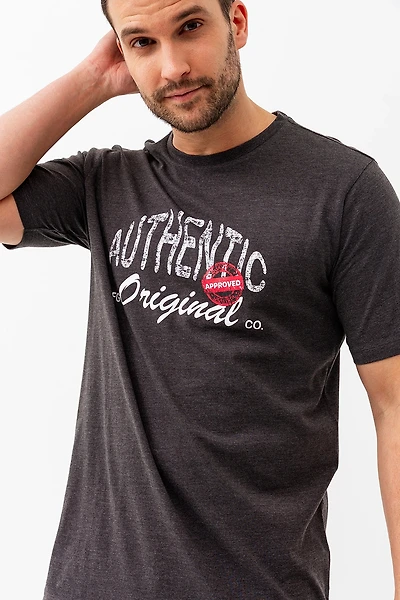 Le t-shirt imprimé Authentic Original
