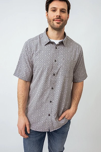 La chemise imprimée all-over