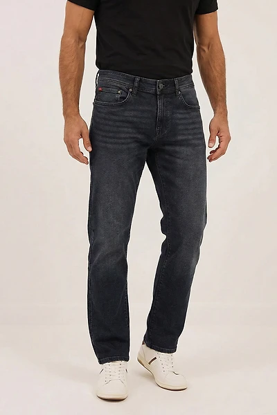 Le jean droit noir | Modèle Baru