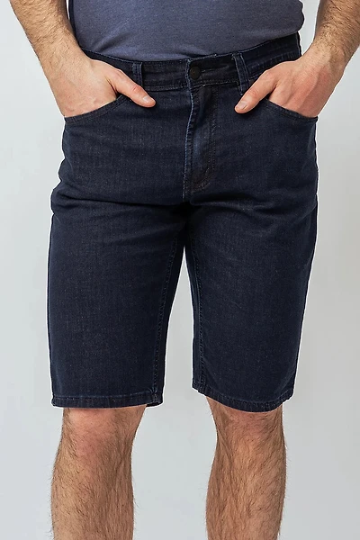 Le bermuda en denim extensible Lois | Modèle Jacob