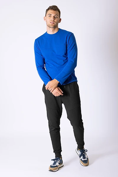 Le jogger noir texturé