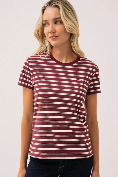 Le T-shirt à manches courtes Levi’s rayé rouge et blanc