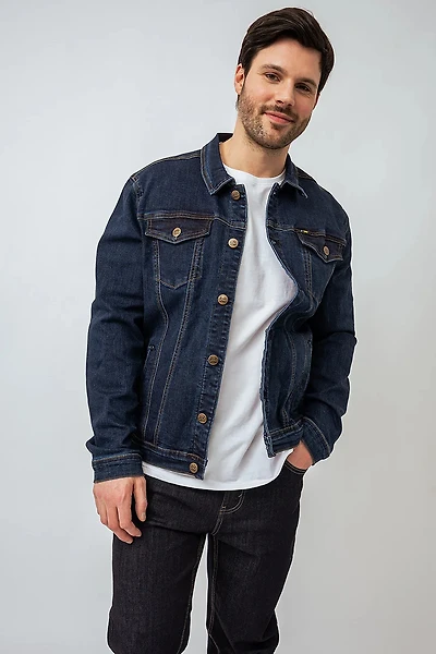 Le manteau en denim extensible Lois | Modèle Bill