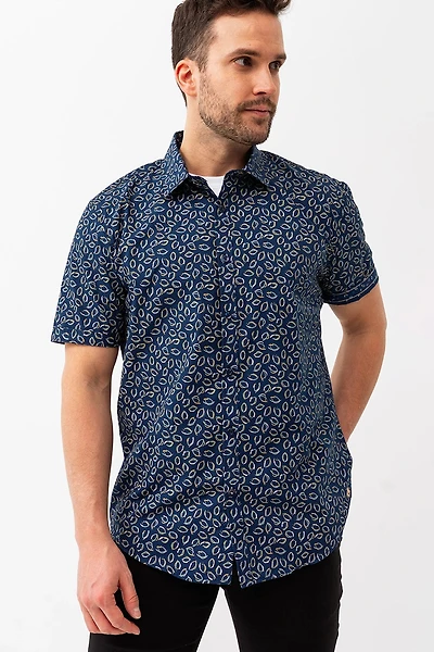 La chemise imprimée all-over feuille abstraite