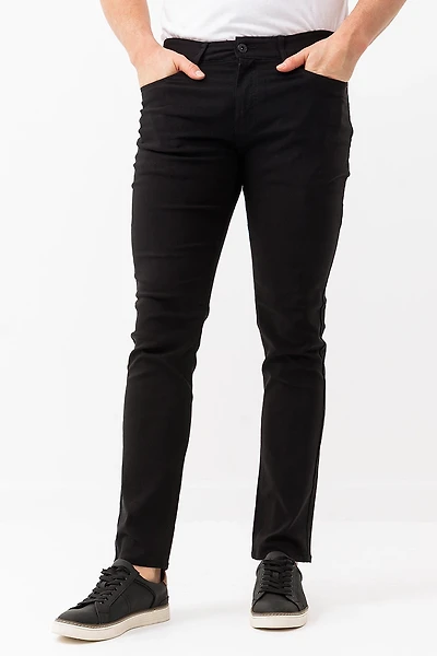 Le pantalon ultra extensible de couleur