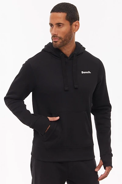 Le chandail kangourou à capuchon uni avec logo Bench