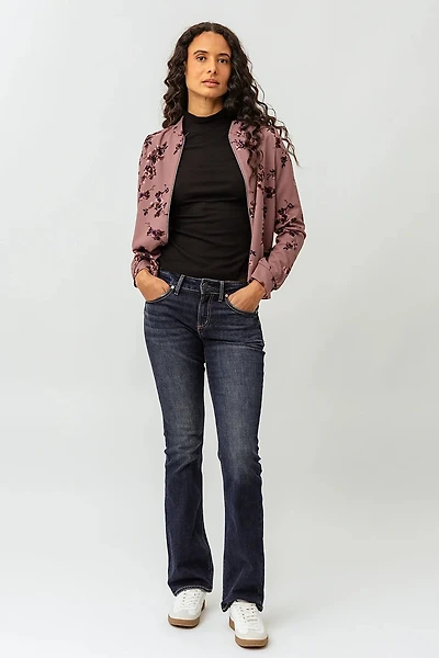 Le jeans semi-évasé | Modèle Suki