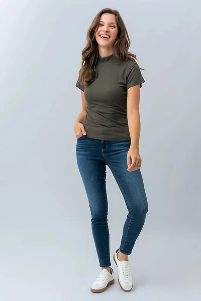 Le jeans étroit taille moyenne | Modèle Power curvy mid