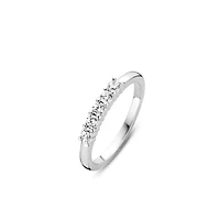Five On Top Ring