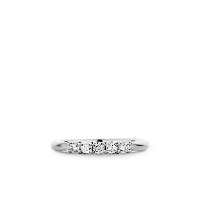 Five On Top Ring