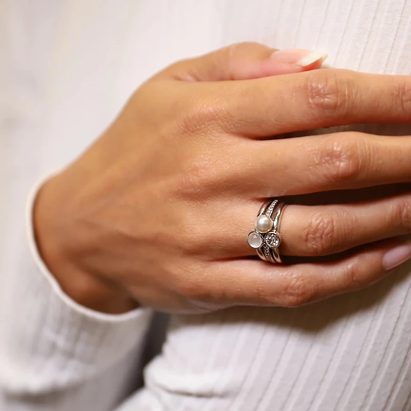 Pearl Trio White Ring