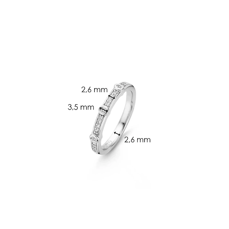Dotty Dot Ring