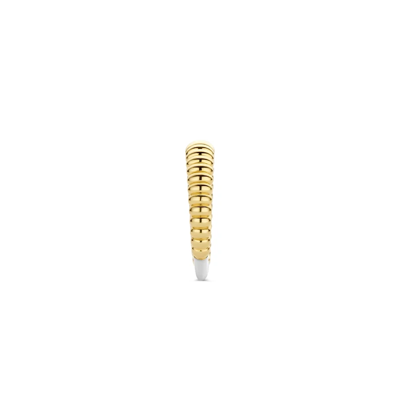 Ribbed Skinny Golden Ring
