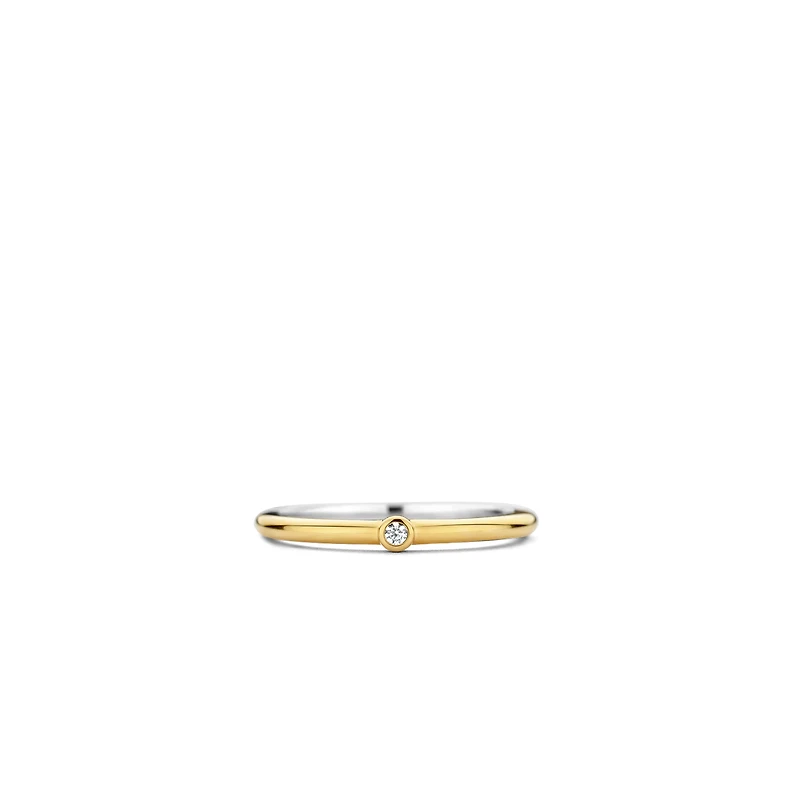 Bezel Zirconia Golden Ring