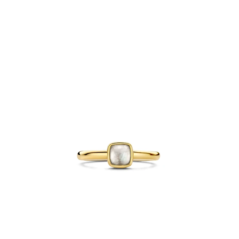 Glowing Quartz Ring